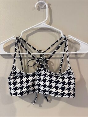 Frankie's Bikinis Black and White Houndstooth Strappy Bikini Top